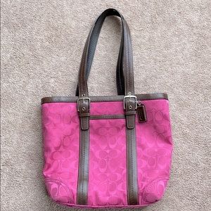 Coach authentic shoulder tote pink & brown